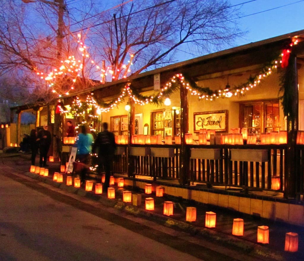 Canyon Road Farolito Walk